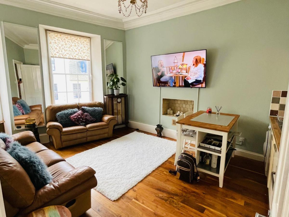 Charming 2-Bedroom Apartment Located In 艾尔 外观 照片